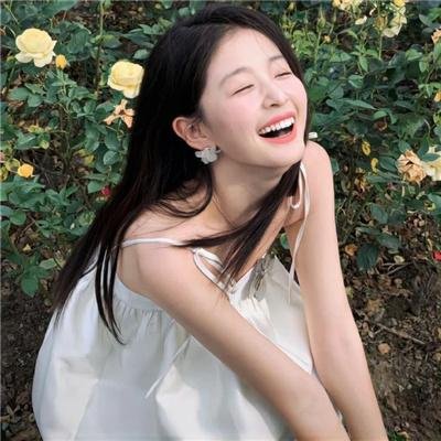 他的模样